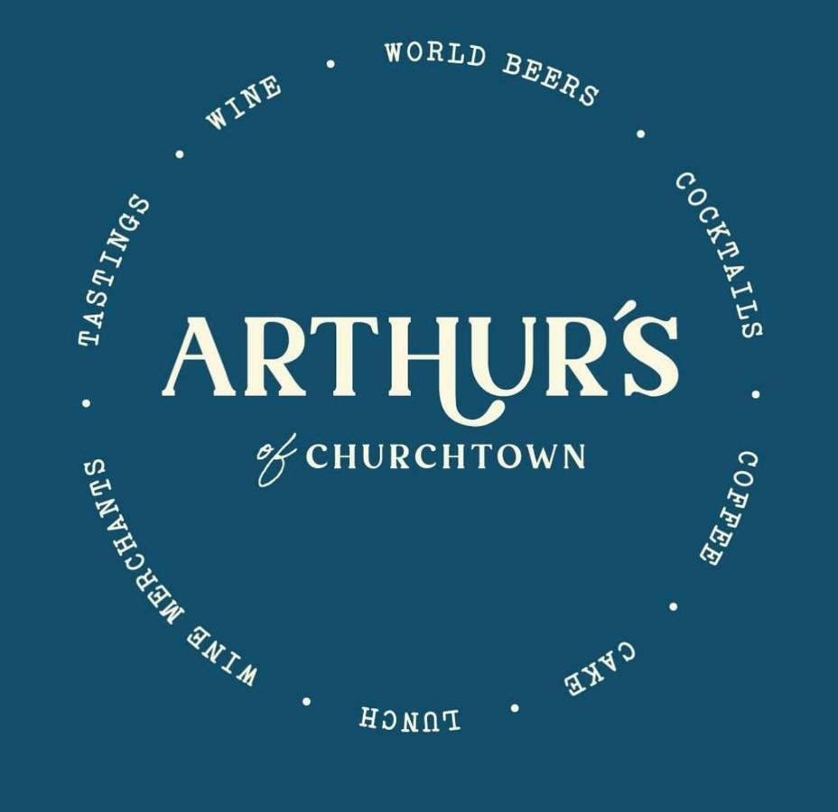 Arthur'S Bar & Accommodation Southport Exterior foto